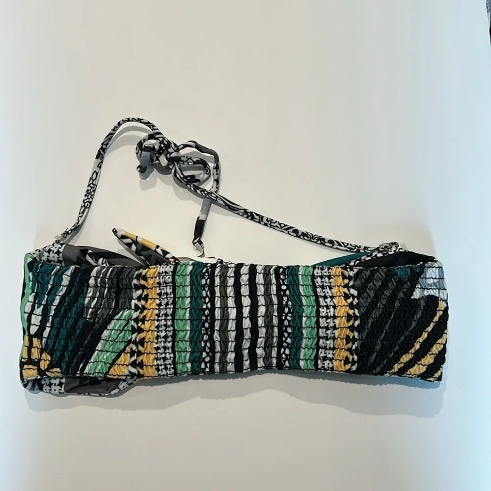 Becca by Rebecca Virtue handkerchief print bikini swim top size medium new